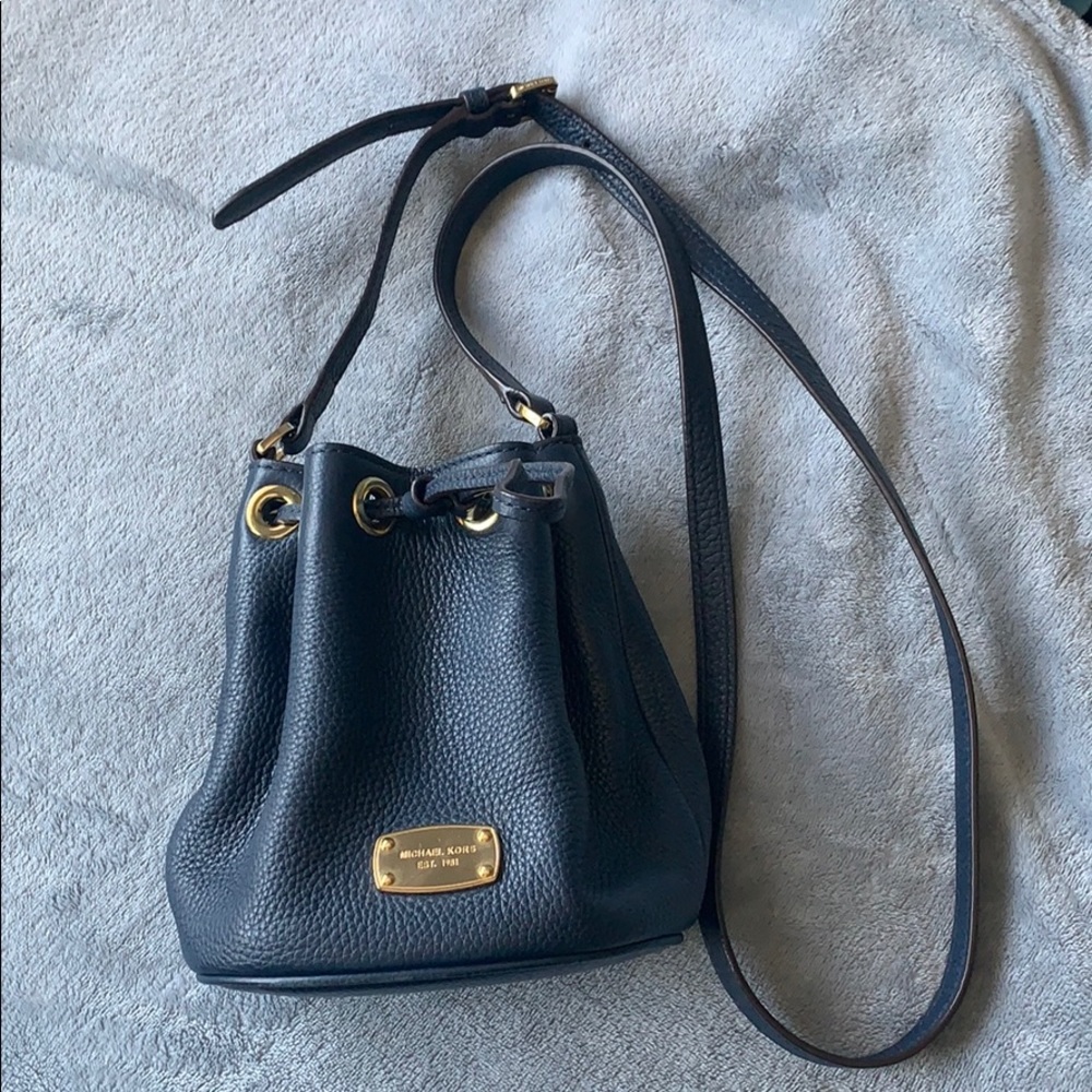 Michael Kors Crossbody Pouch Purse